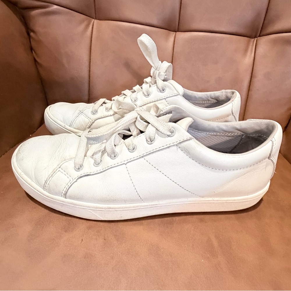 L.L. Bean Off-White Leather Sneakers